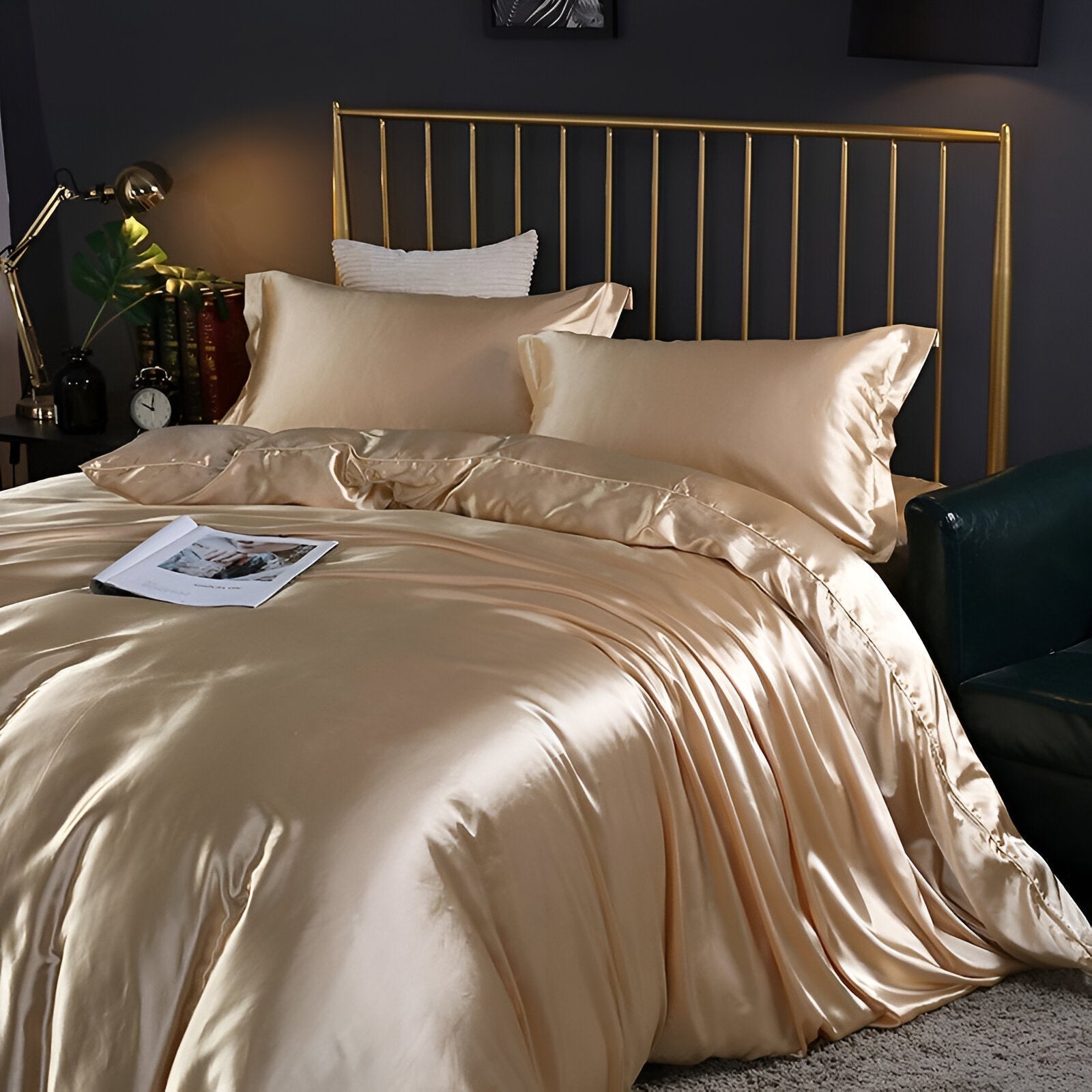 Nerelyra - Silk Duvet Cover