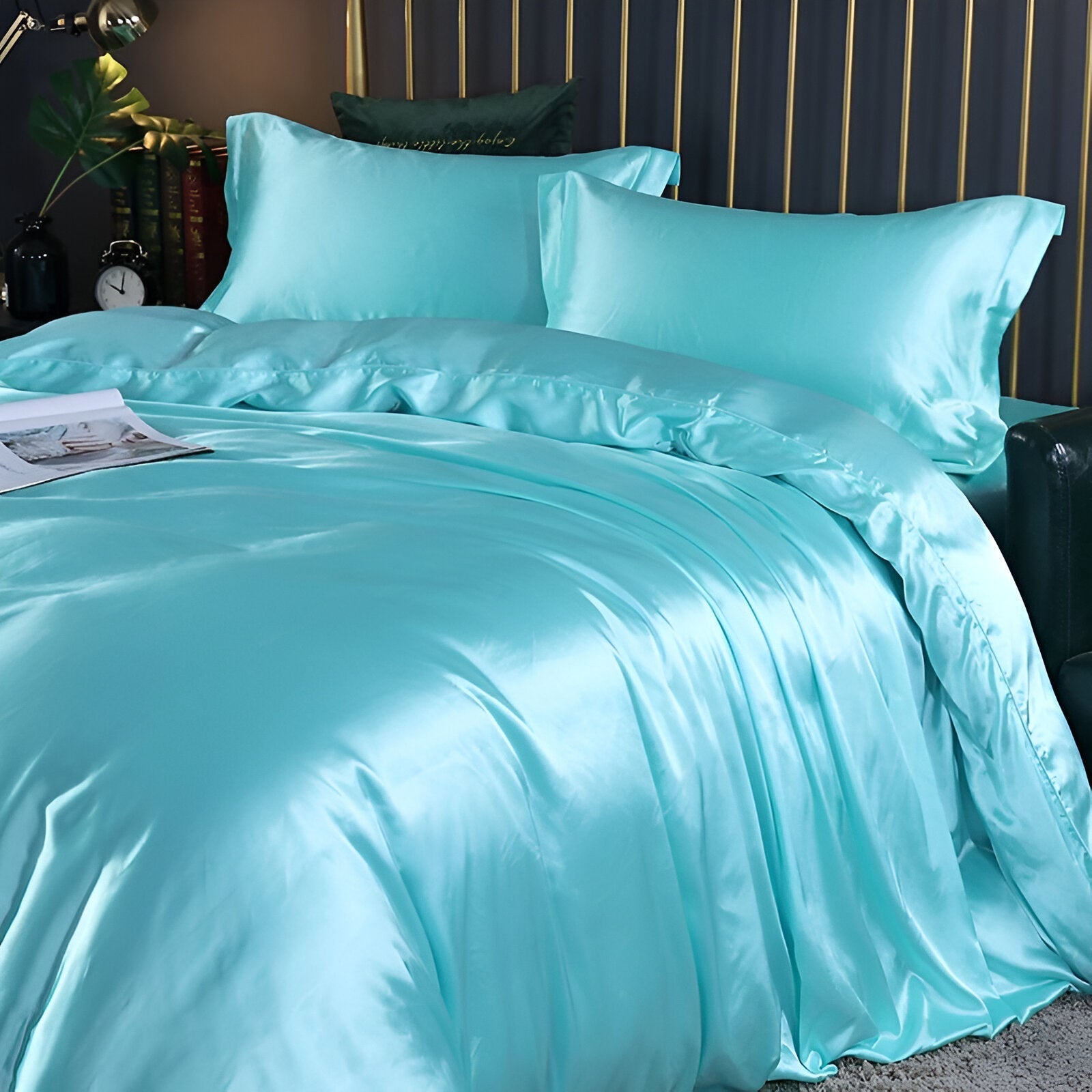 Nerelyra - Silk Duvet Cover