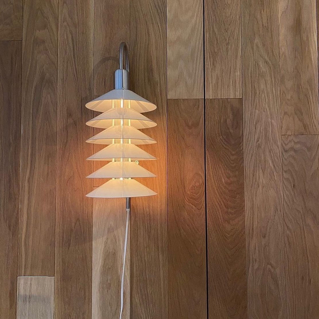 Stacked Conical Tiers Swan-Neck Plug-In Wall Light