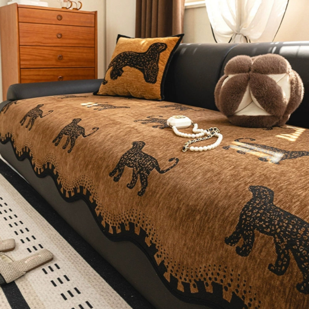 MajestyWave: Microfiber Sofa Cover with Decorative Wave Pattern & Non-Slip Comfort – for Sofa & Living Area
