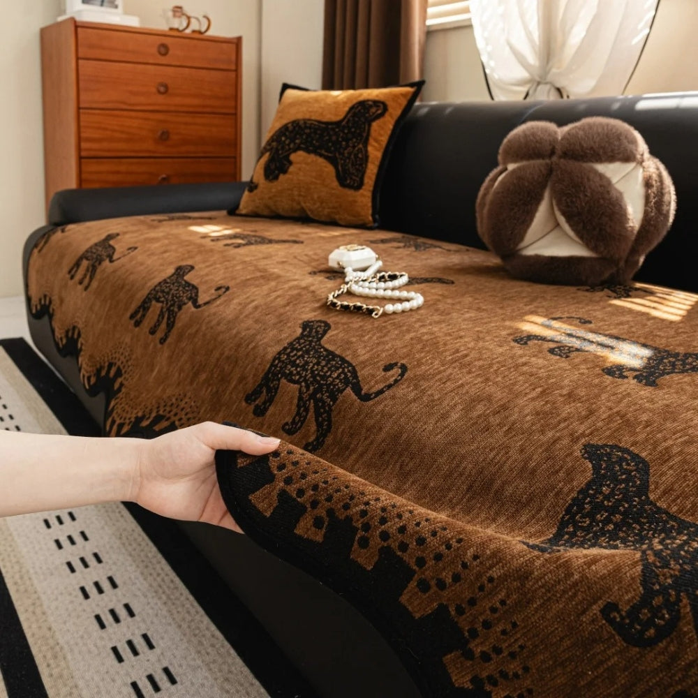 MajestyWave: Microfiber Sofa Cover with Decorative Wave Pattern & Non-Slip Comfort – for Sofa & Living Area