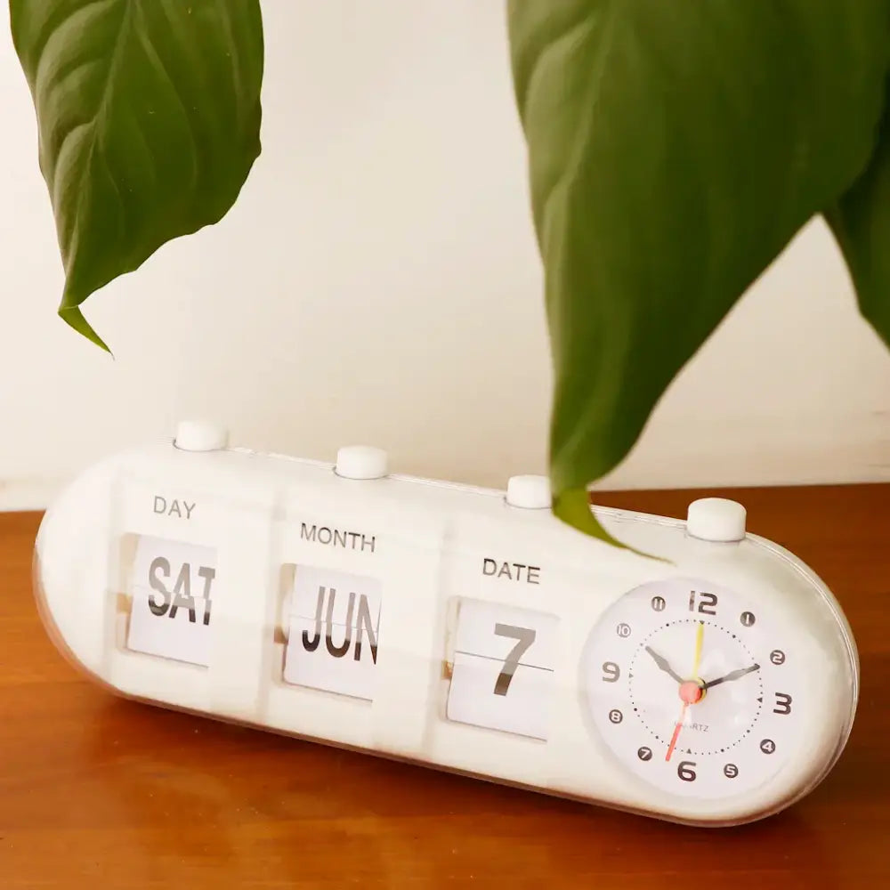 Desk Clock with Flip Calendar, Analog Display, 26.5 cm Width