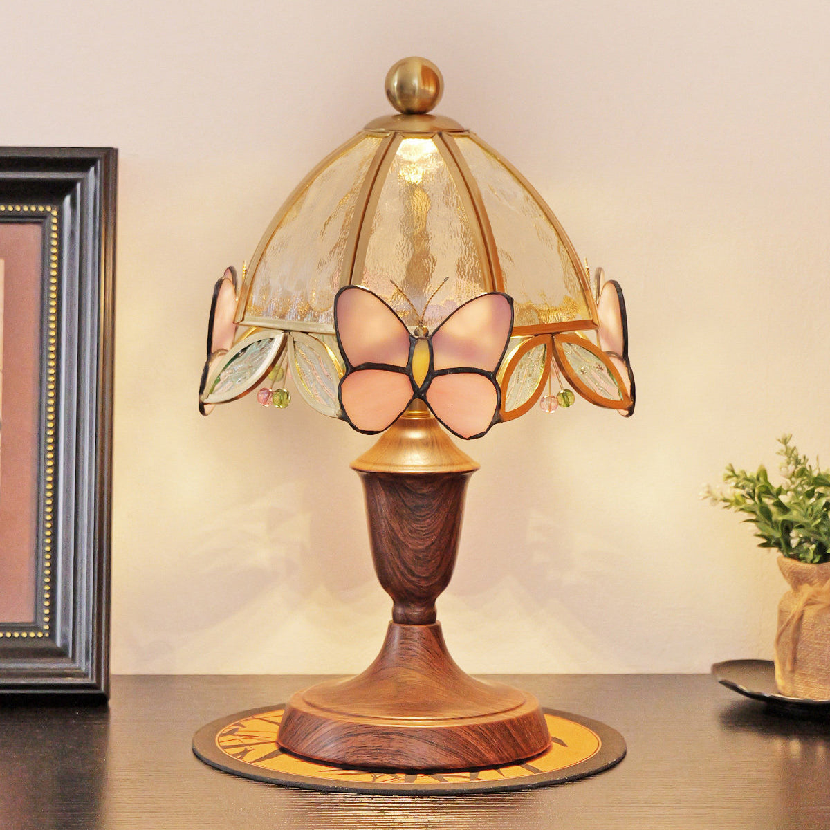 Maripelle - Table Lamp