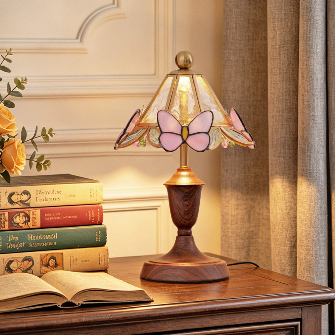 Maripelle - Table Lamp