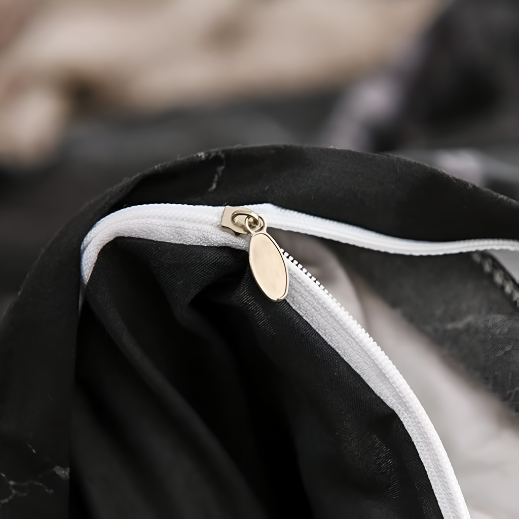 MarmorLux: Modern Duvet Cover Set – Elegant, Soft & Durable with Black Marble Design for Bedroom