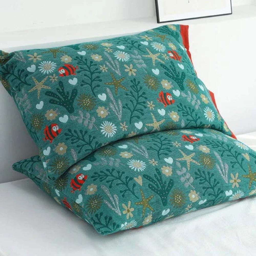 SeaDream: Pillowcase with Coral Print – Soft & Easy Care for Bedroom (1 Piece)