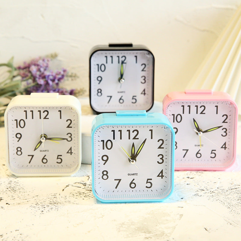 Minimalist Silent Alarm Clock with Easy-Read Display and Gentle Alarm Tone for Peaceful Sleep – Battery-Operated Design
