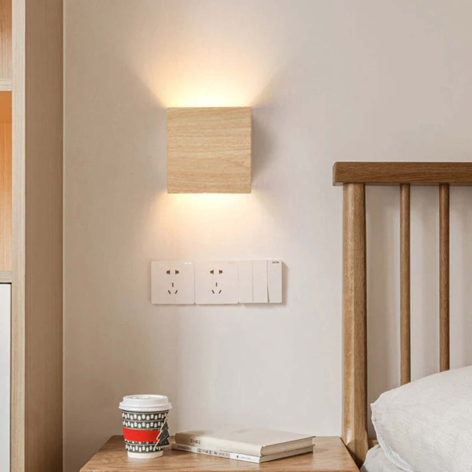 Modern Cube Wall Light - Durable Sconce with Integrated LED