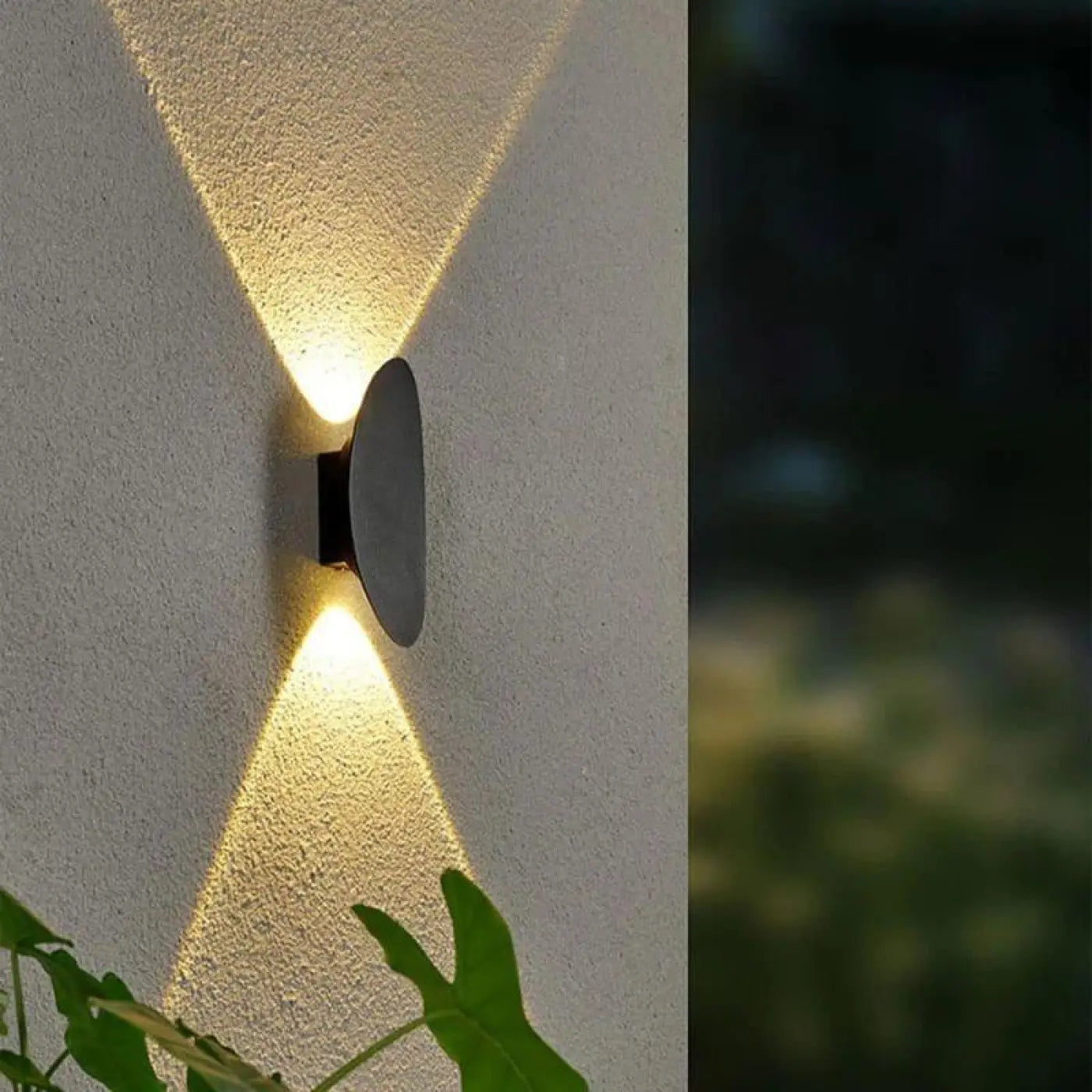 Outdoor Wall Lamp Integrated LED 6W Up and Down Hardwired Lighting