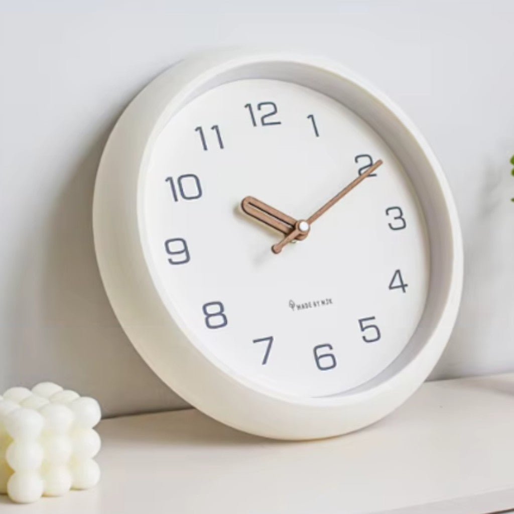 Round Analog Wall Clock Silent Quartz Movement Lightweight ABS Plastic