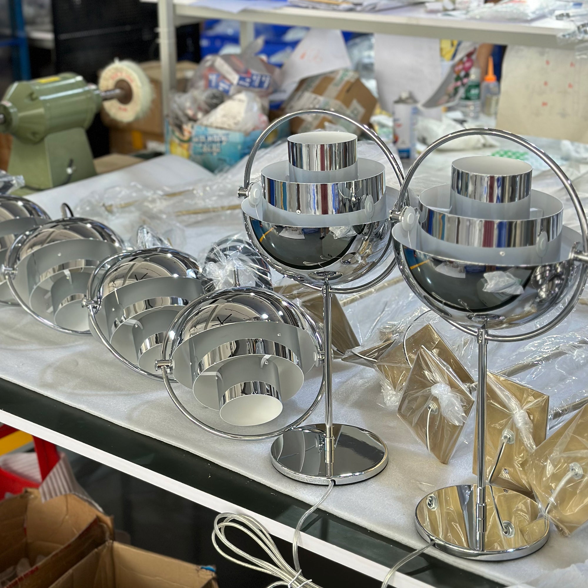Multi-lite Adjustable Iron Table Lamp