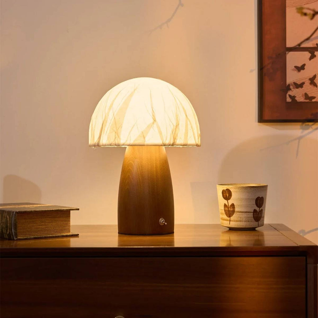 Mycera – Mushroom-shaped Table Lamp with Natural Appearance