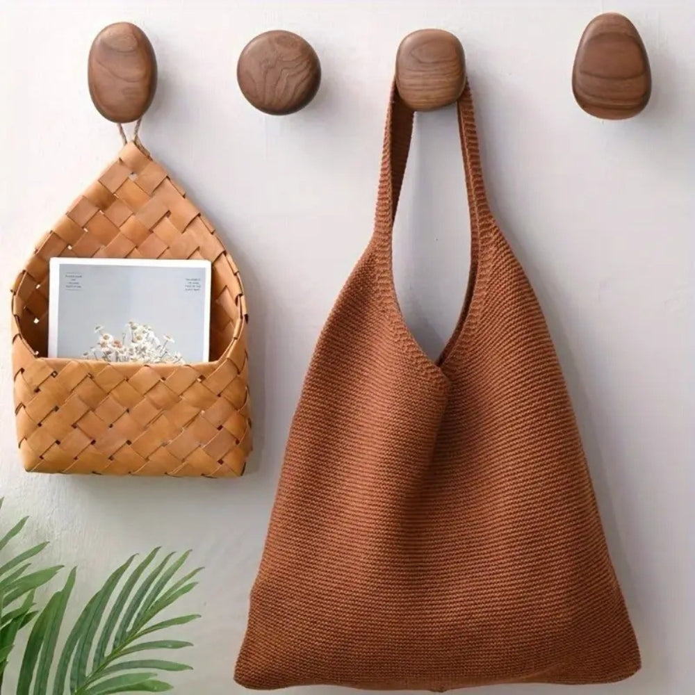 NaturAkzent: Coat Hooks in Pebble Look – Minimalistic, Durable, and Stylish for Hallways and Living Rooms