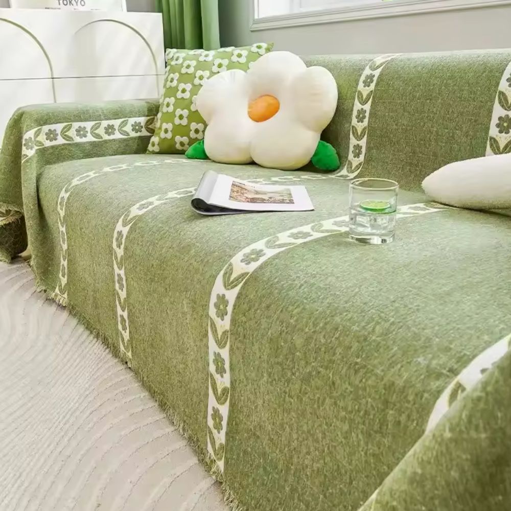 NatureWeaver: Sofa Cover in Leaf Pattern Made from Luxurious Chenille with Non-Slip Comfort – for Sofa & Living Room