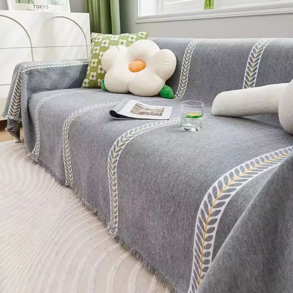 NatureWeaver: Sofa Cover in Leaf Pattern Made from Luxurious Chenille with Non-Slip Comfort – for Sofa & Living Room