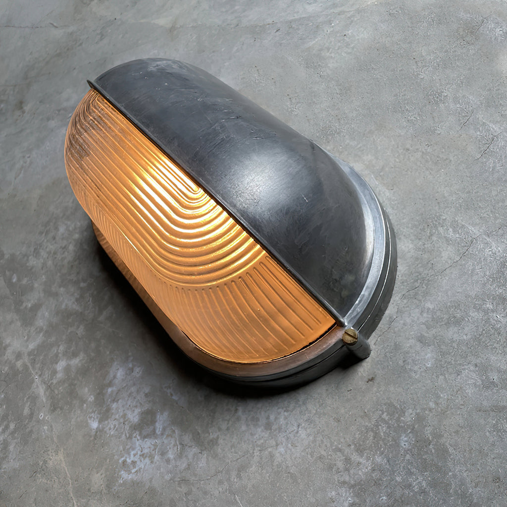 NautiLux: Maritime Outdoor Wall Light – Weatherproof Wall Light in Industrial Design