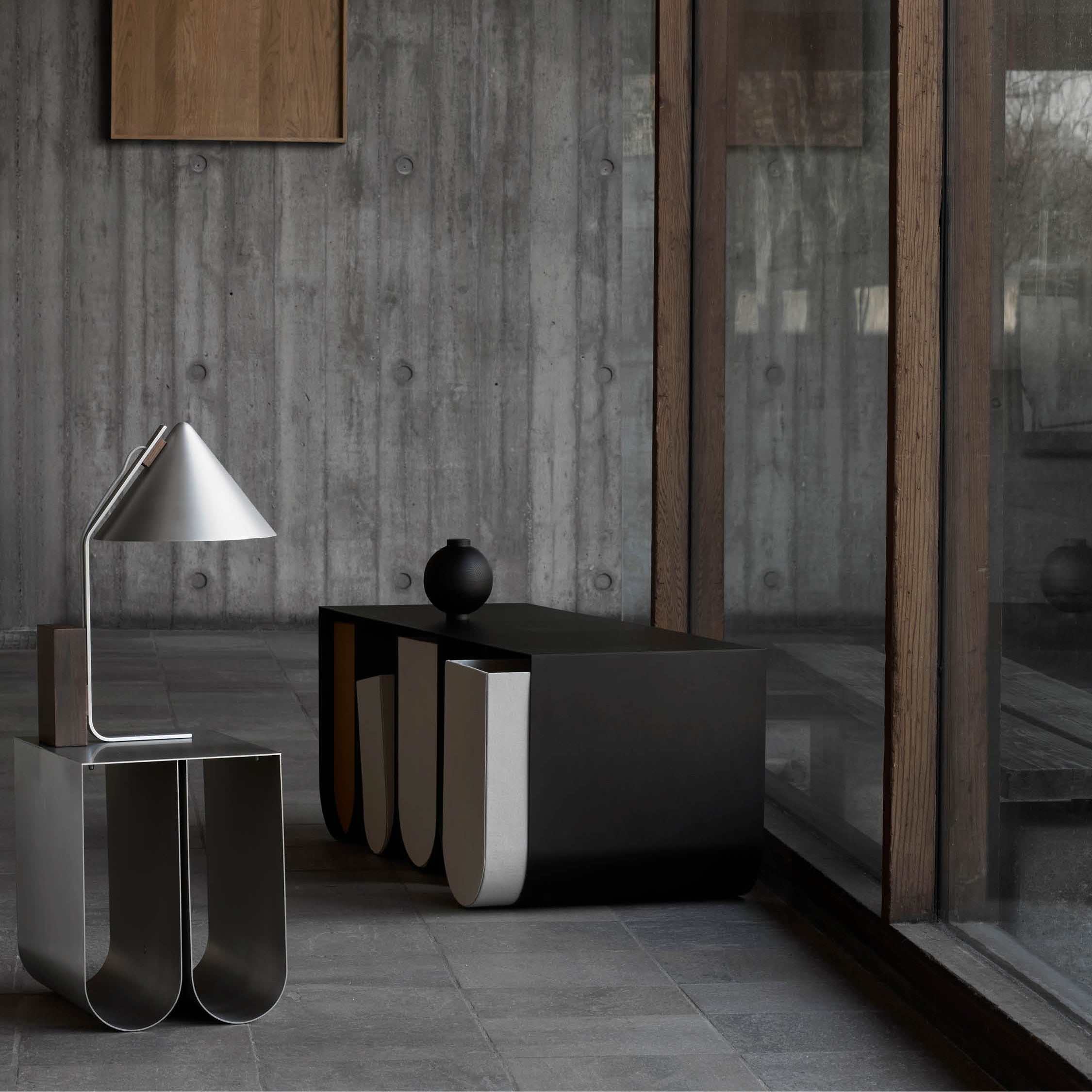 Neuf Cone Wood & Metal Table Lamp