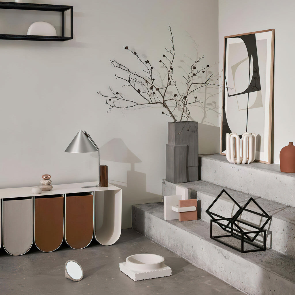 Neuf Cone Wood & Metal Table Lamp