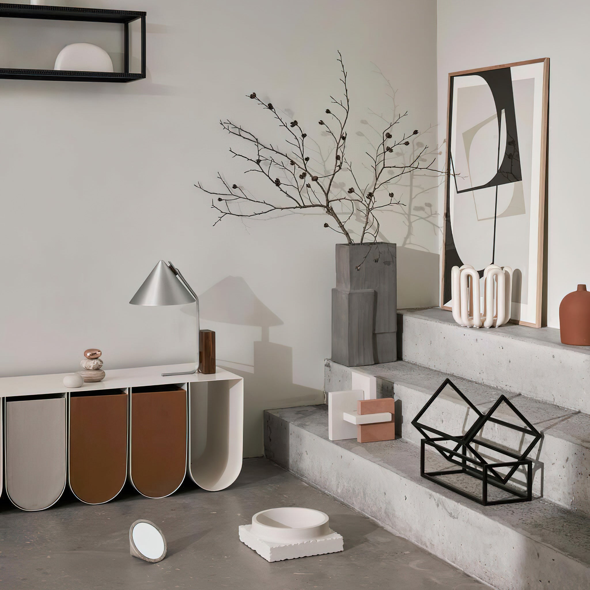 Neuf Cone Wood & Metal Table Lamp