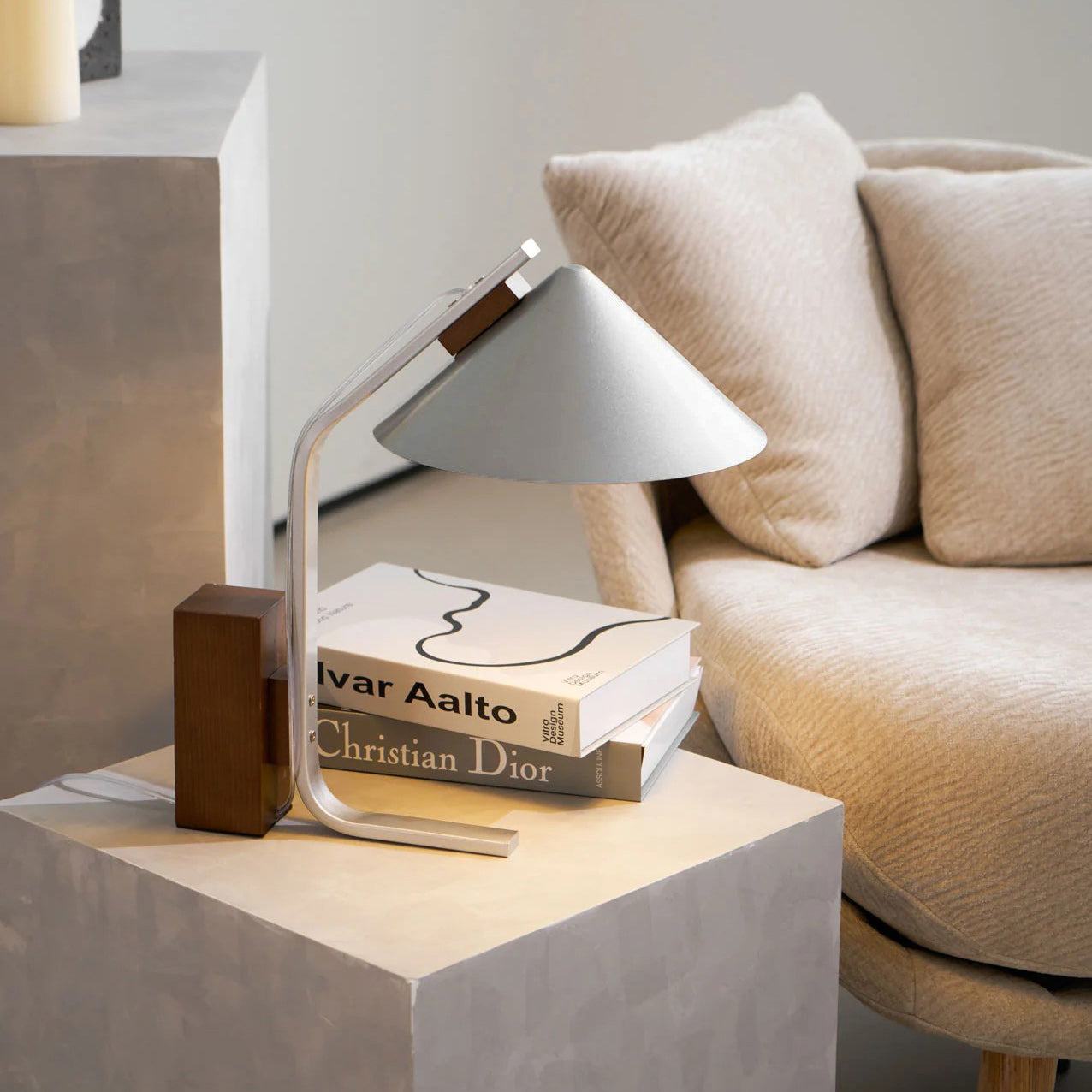 Neuf Cone Wood & Metal Table Lamp