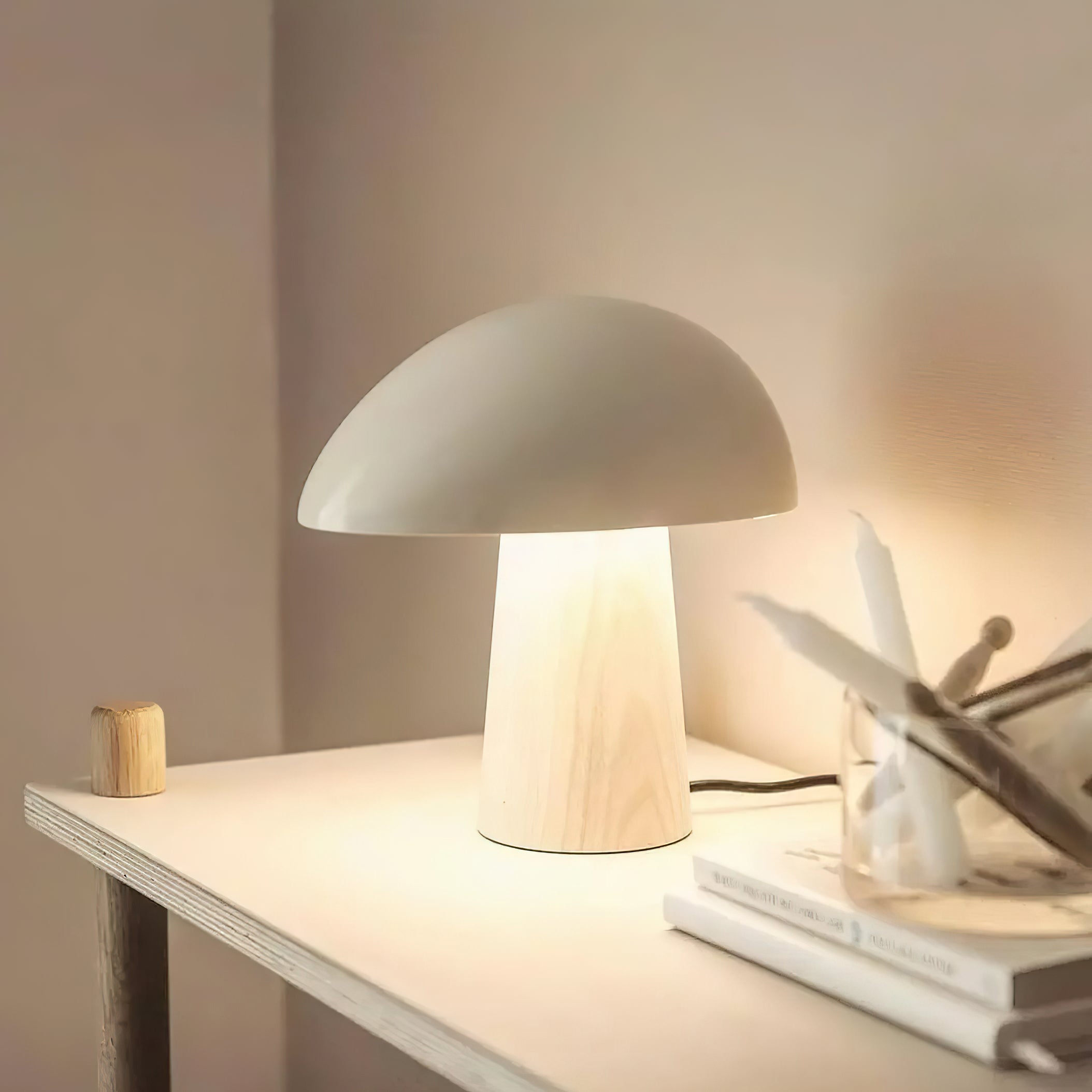 Night Owl Oval Shade Table Lamp