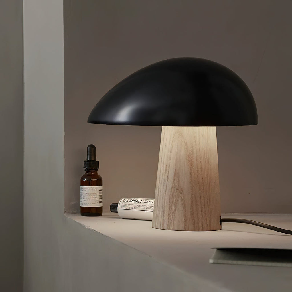 Night Owl Oval Shade Table Lamp