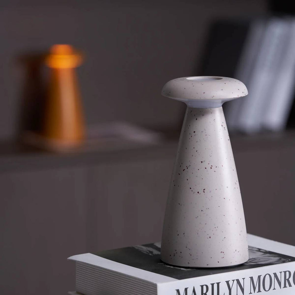Nokava – Rechargeable Mushroom Table Lamp with Contemporary Design