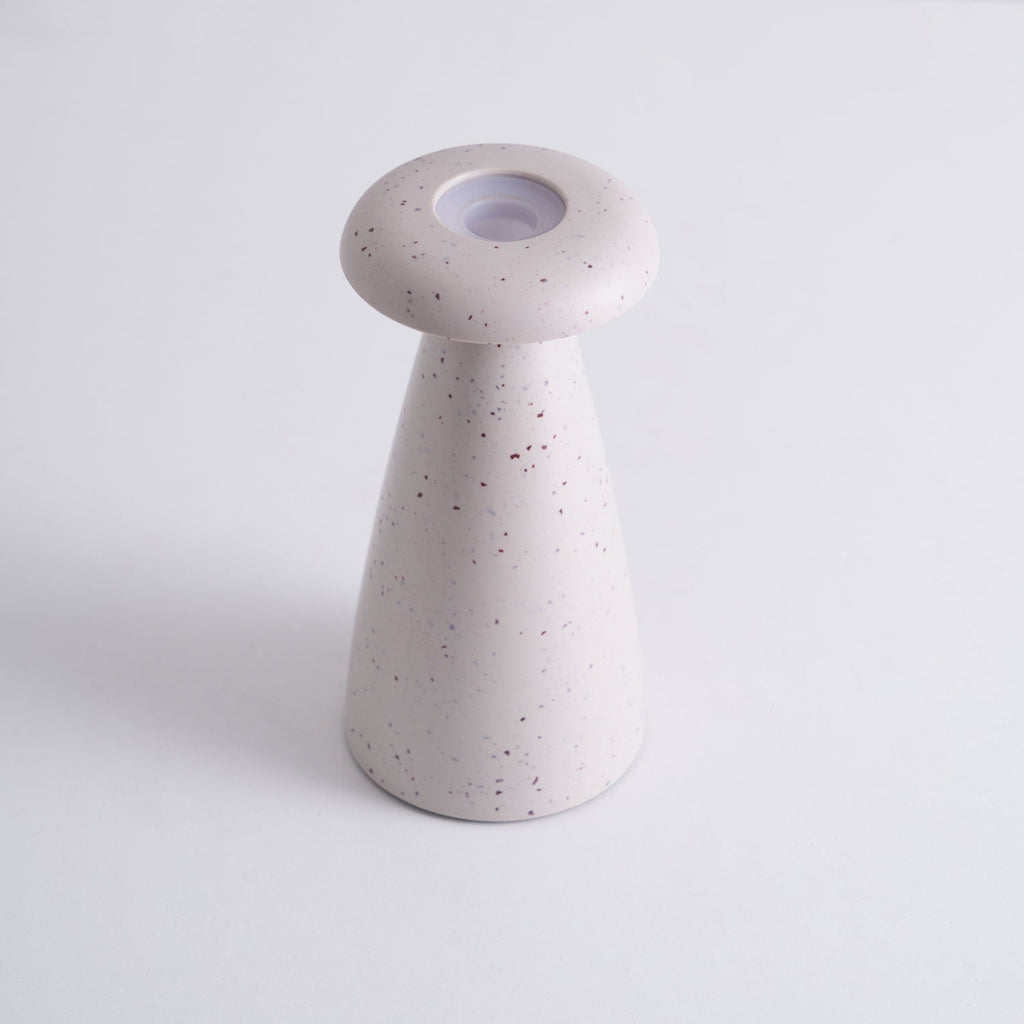Nokava – Rechargeable Mushroom Table Lamp with Contemporary Design
