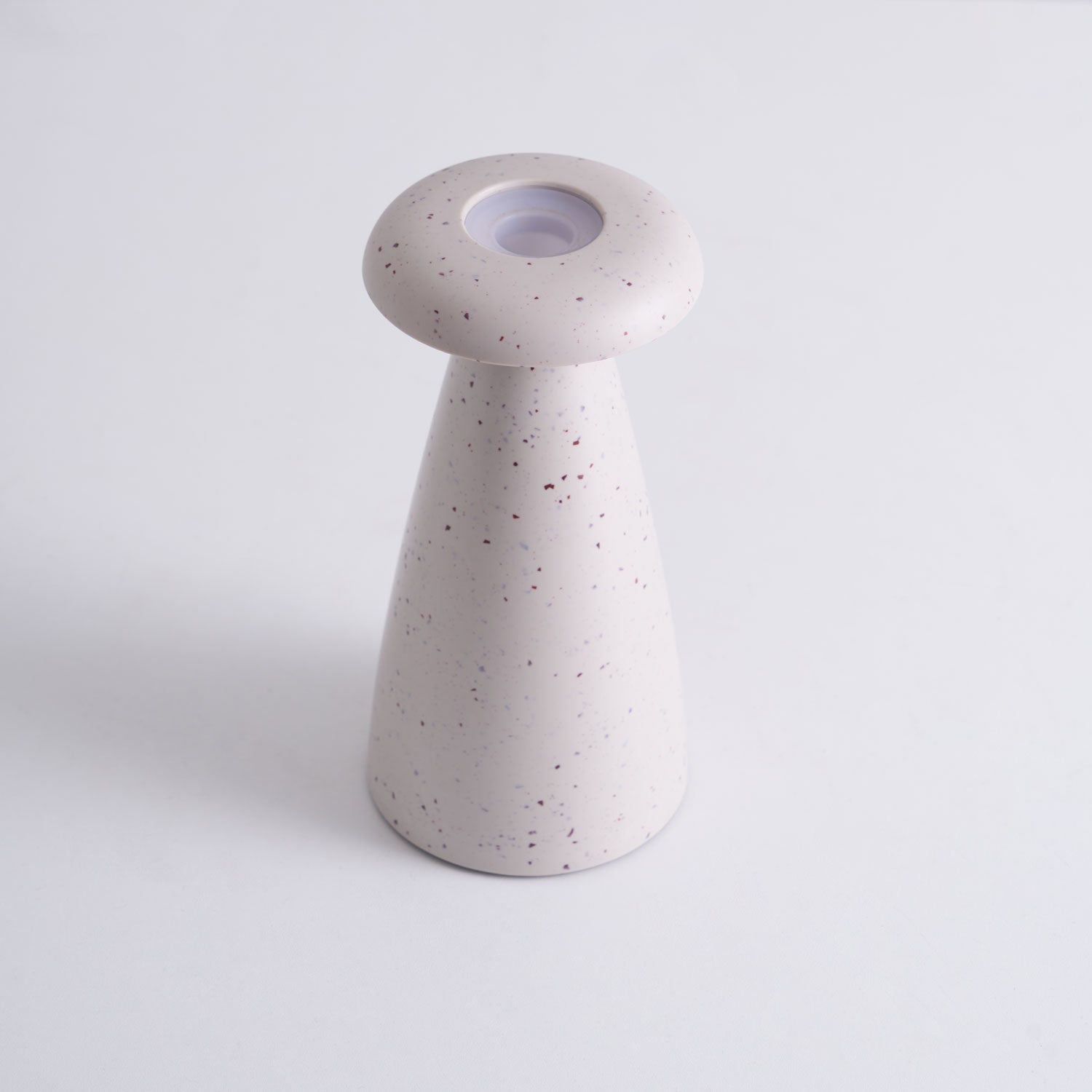 Nokava – Rechargeable Mushroom Table Lamp with Contemporary Design