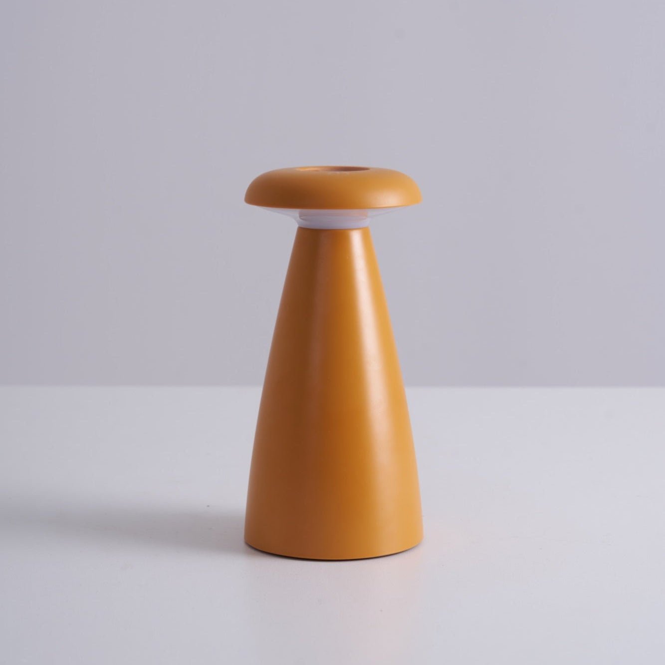 Nokava – Rechargeable Mushroom Table Lamp with Contemporary Design