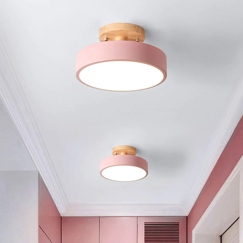 NordAcorn: Wooden Ceiling Light in Scandinavian Style – Modern LED Surface-Mounted Lamp for Hallway & Bedroom
