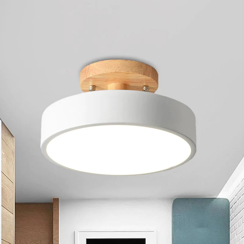 NordAcorn: Wooden Ceiling Light in Scandinavian Style – Modern LED Surface-Mounted Lamp for Hallway & Bedroom