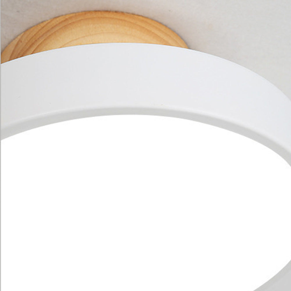 NordAcorn: Wooden Ceiling Light in Scandinavian Style – Modern LED Surface-Mounted Lamp for Hallway & Bedroom