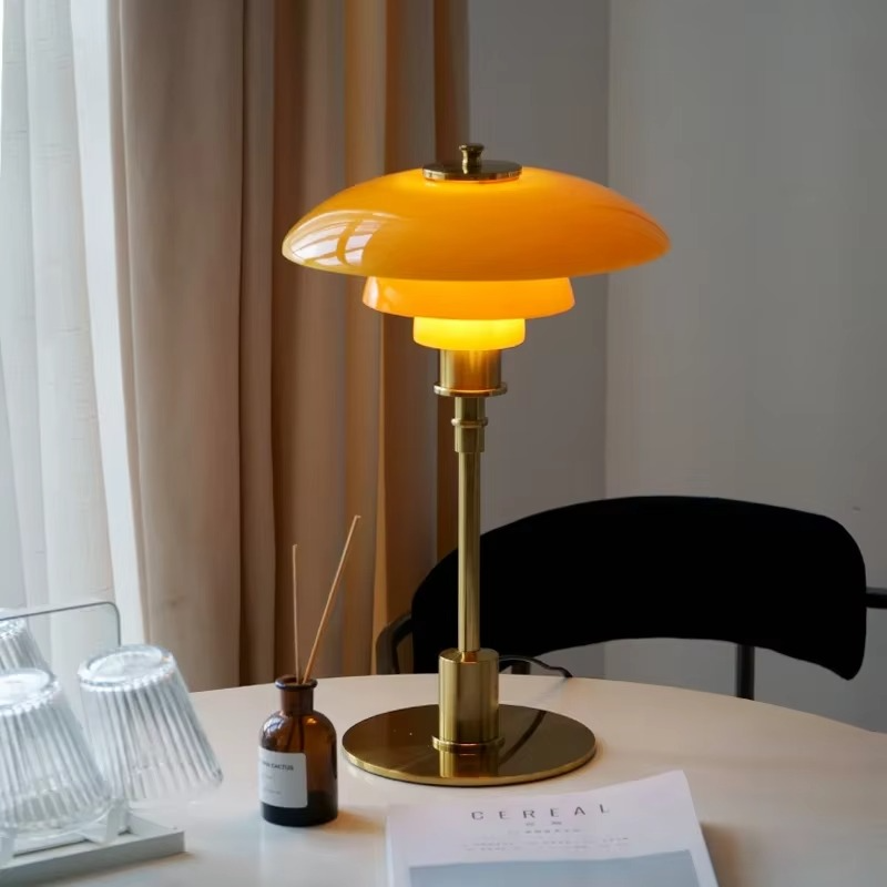 NordLicht: Scandinavian Designer Table Lamp – Modern LED Lamp for Living Room & Office