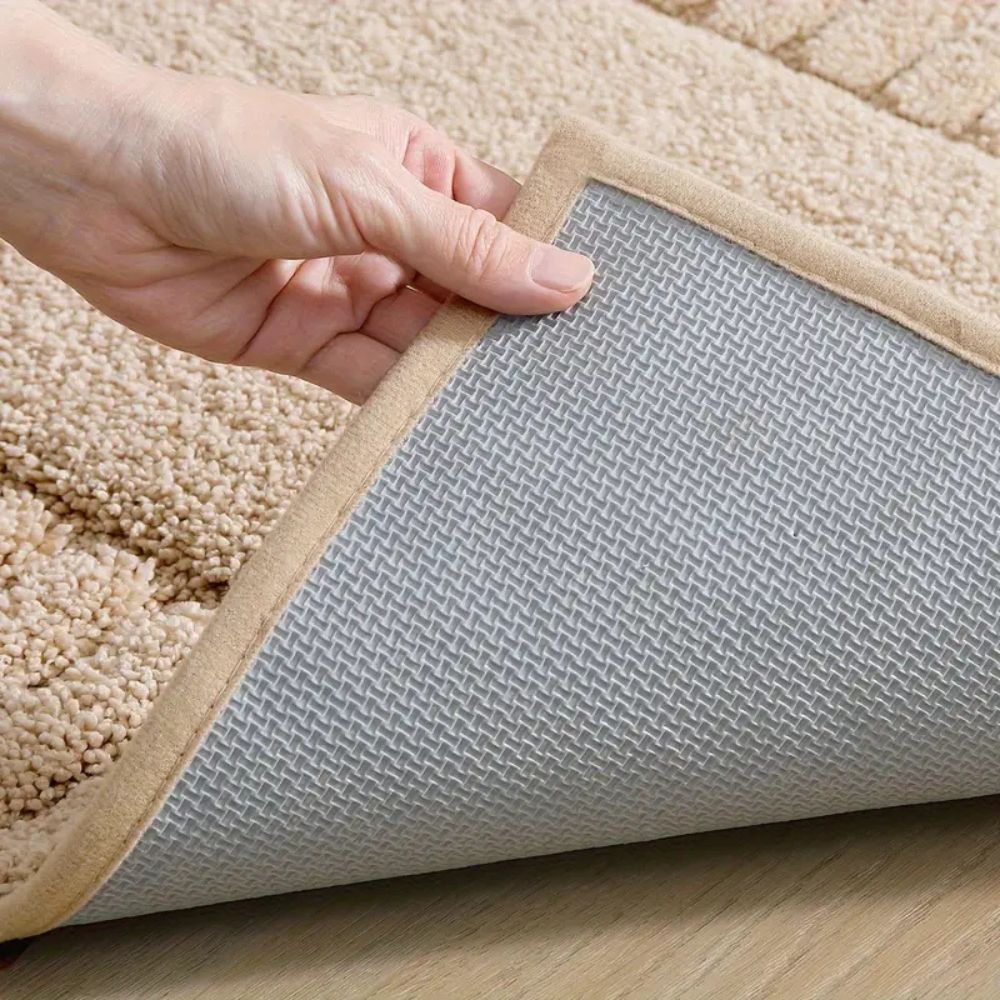 NordLinen: Non-Slip Bath Mat in Stripe Design – Soft, Absorbent & Washable