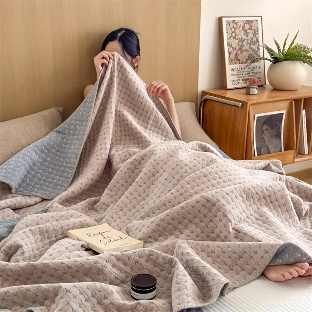 NordWebstuhl: Reversible Cotton Blanket with Jacquard Seersucker & Light Texture – for Sofa & Bedroom