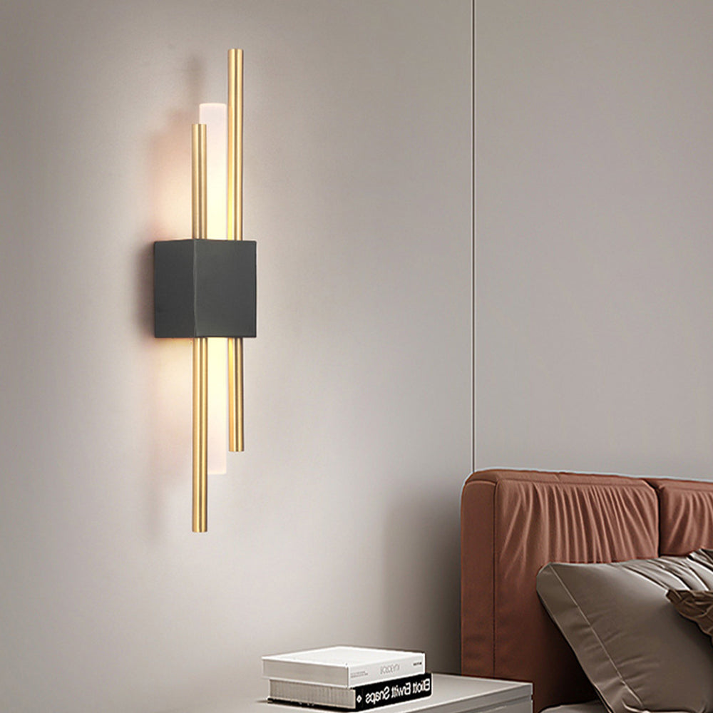 NordicGlanz: Black LED Wall Light Modern – Luxurious Design with Gold for Living & Dining Rooms