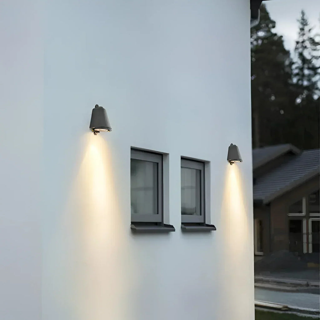 Bello Outdoor Wall Lamp | Aluminium, IP65 Waterproof