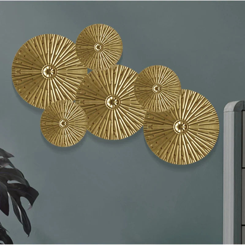 Metal Wall Art Gold Round Iron Wall Hanging for Stylish Interiors