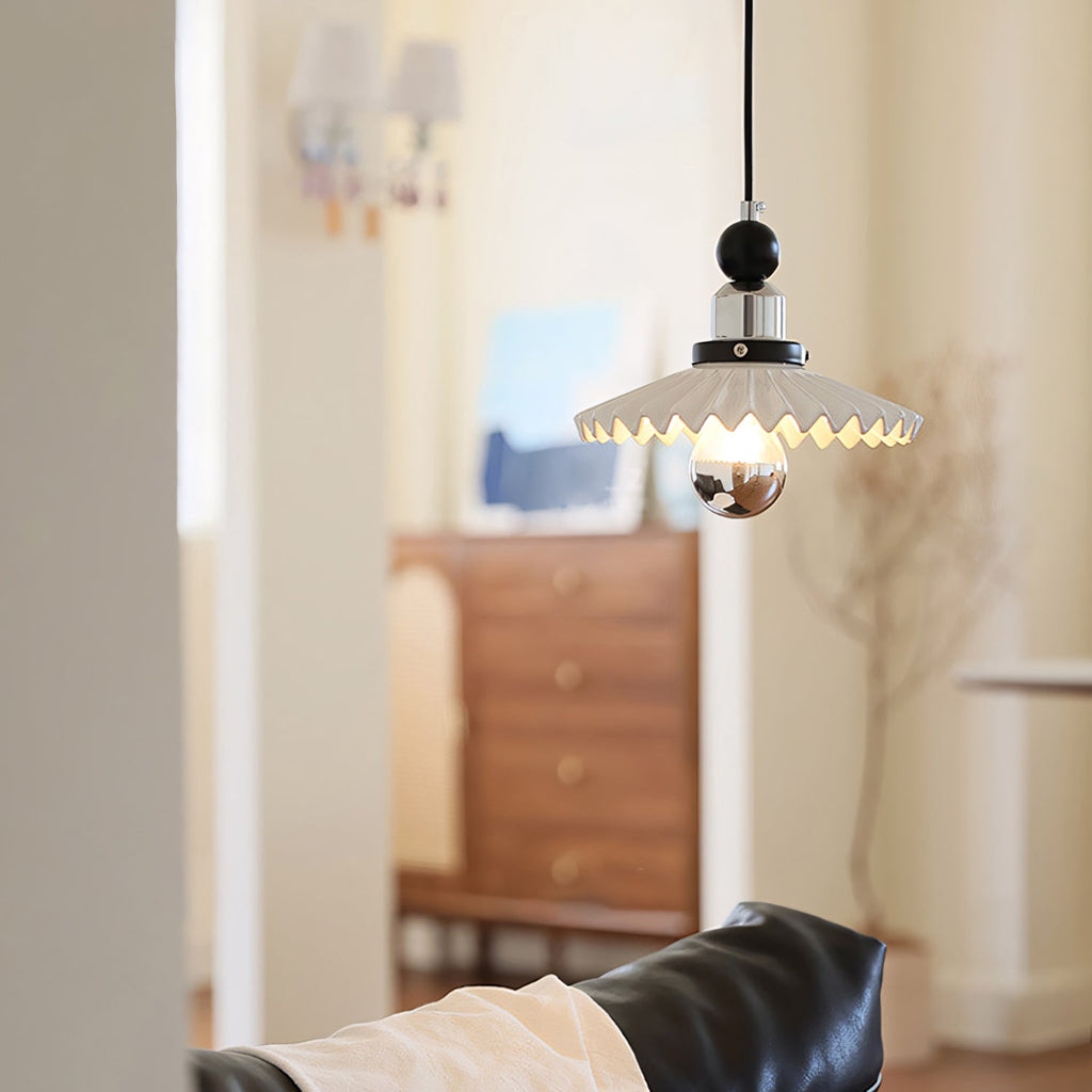 Nova Pleated Ceramic Pendant Lamp