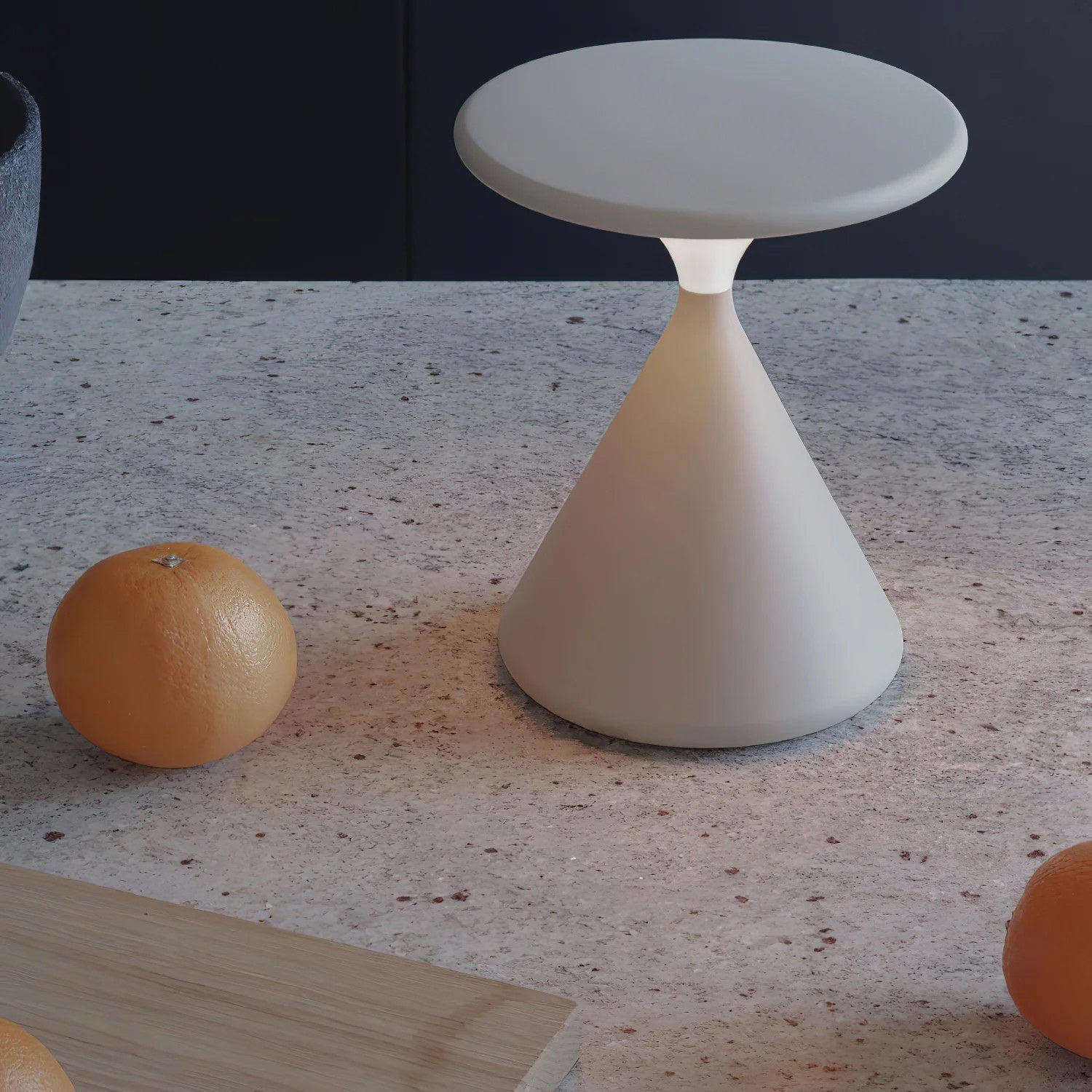 Nyhavn Cordless Rechargeable Table Lamp