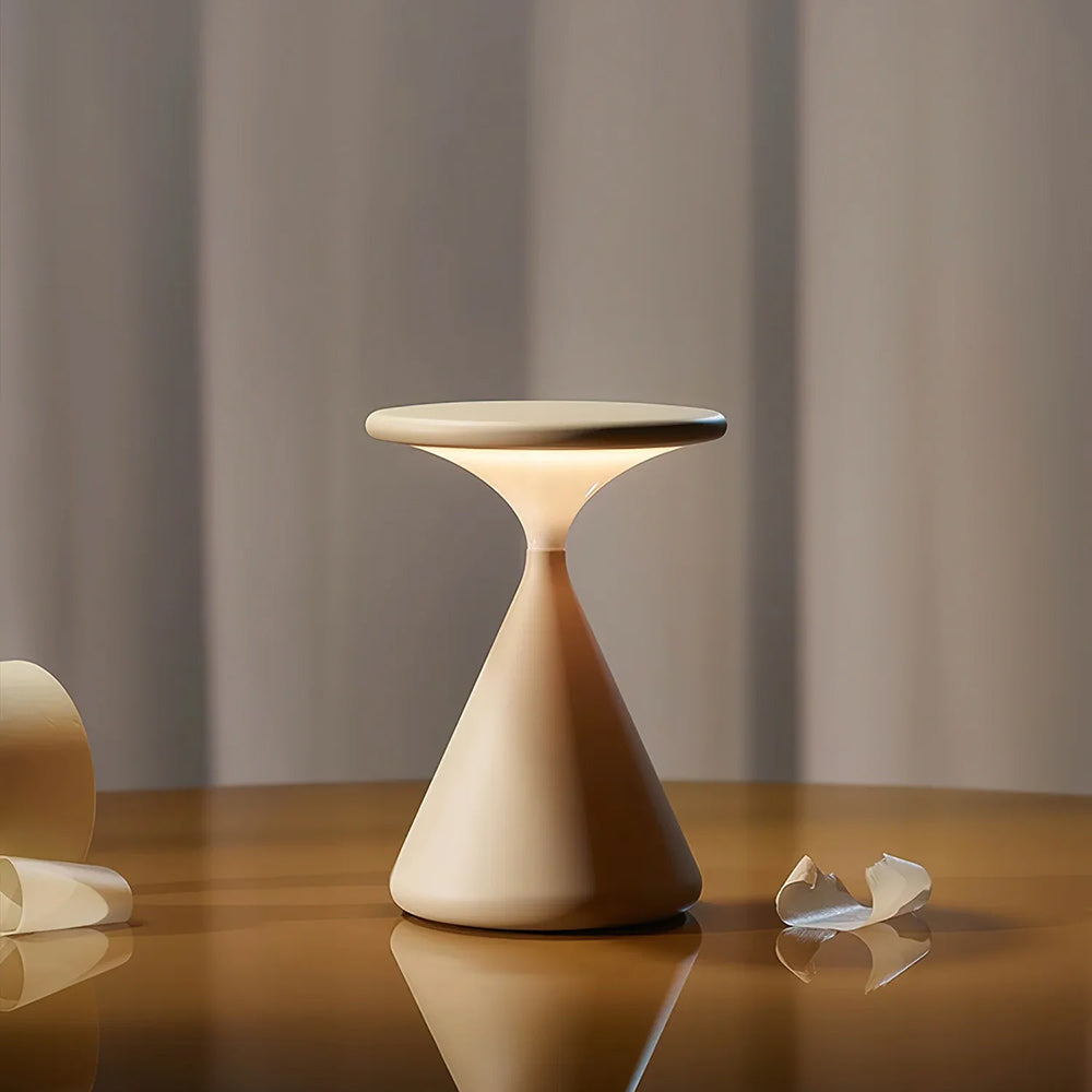 Nyhavn Cordless Rechargeable Table Lamp