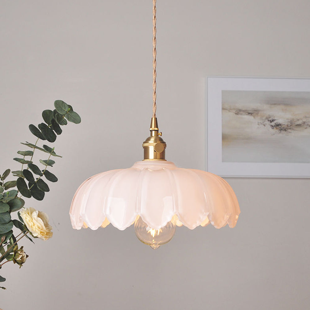 Bela Vintage Flower Pendant Lamp | Glass Shade, Brass Finish