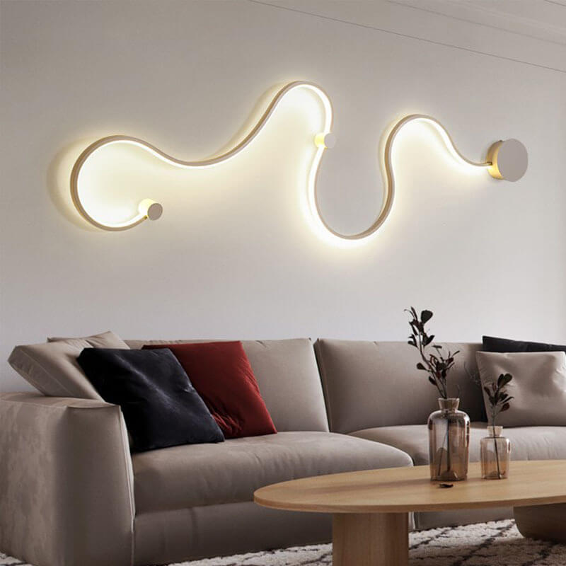 Contemporary Curved LED Wall Sconce Lamp in Long Aluminum Snake Design