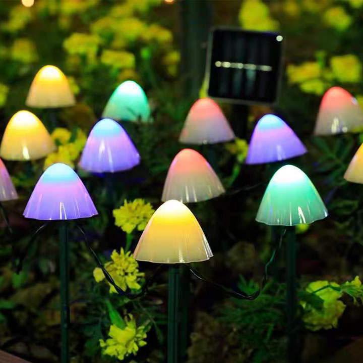 Modern Solar LED Mushroom String Lights for Outdoor Patios