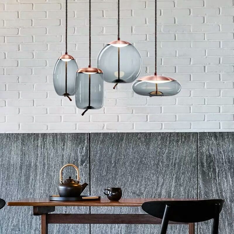 Isolara - Ceiling lamp in rose gold with rope accent