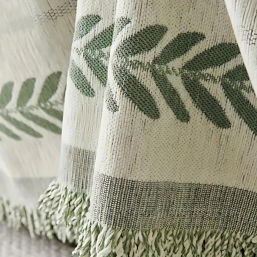 OasisTranquility: Sofa Cover Made of Chenille Cotton with Jacquard Pattern & Rustic Fringes – for Sofa & Living Room