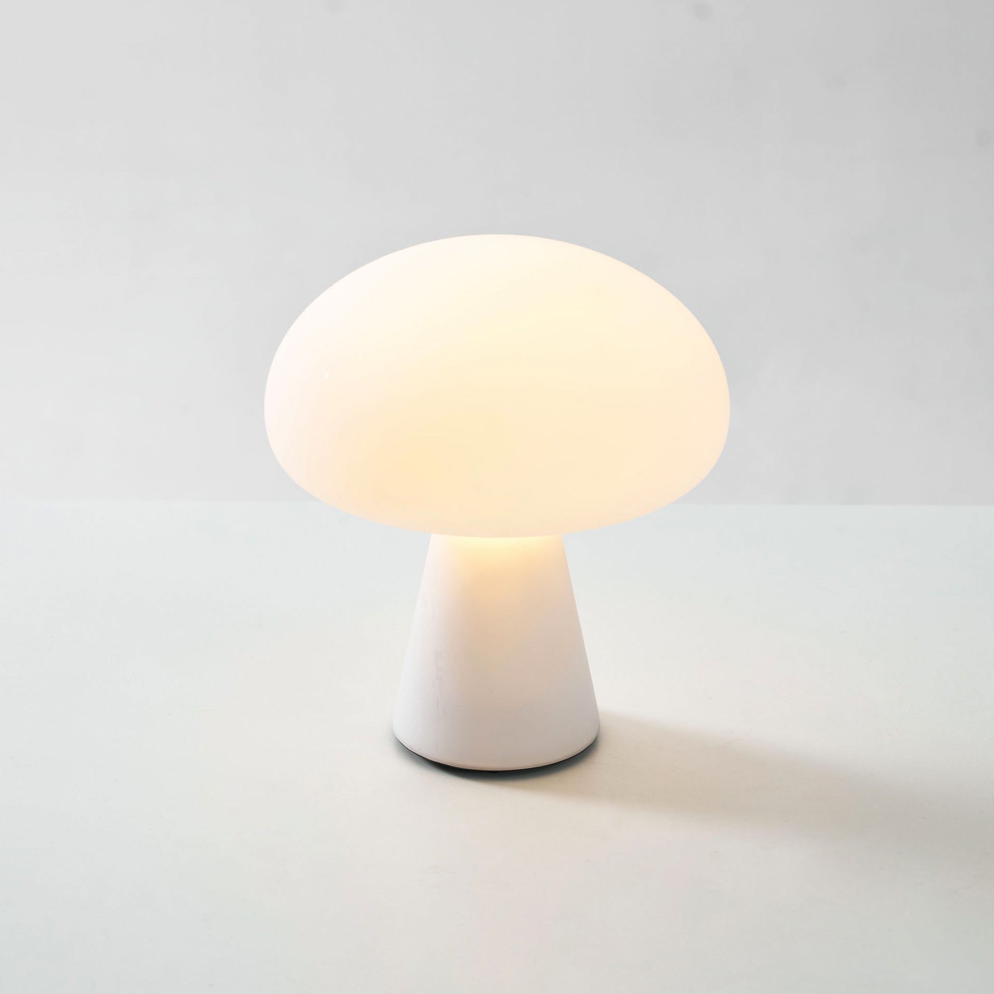 Obello Portable Cordless LED Table Lamp