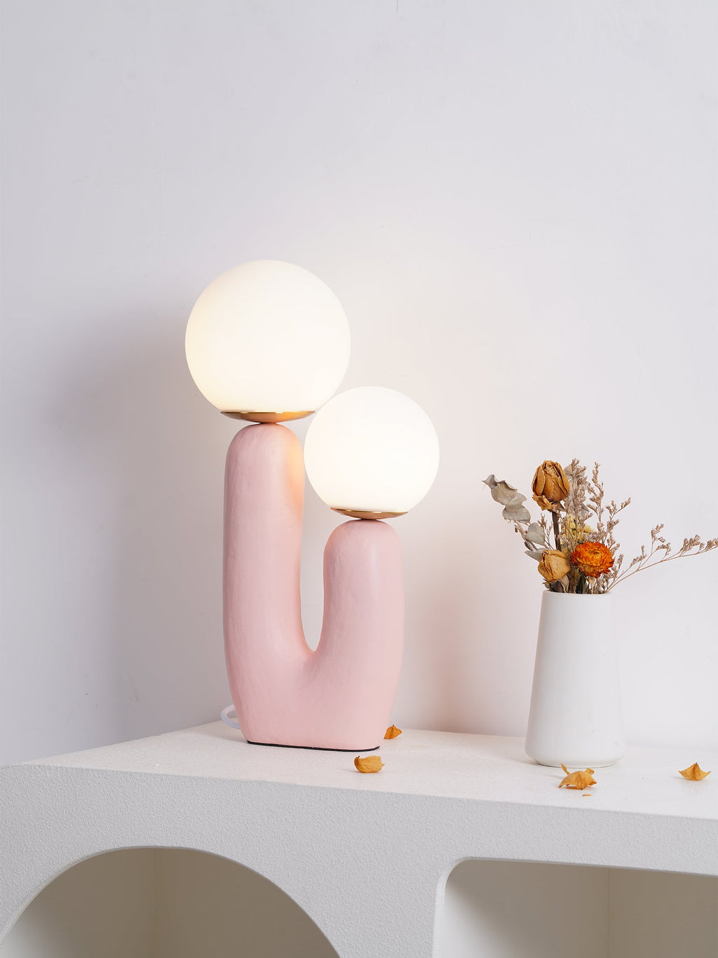 Oo Rough Cactus Twin-Globe Table Lamp