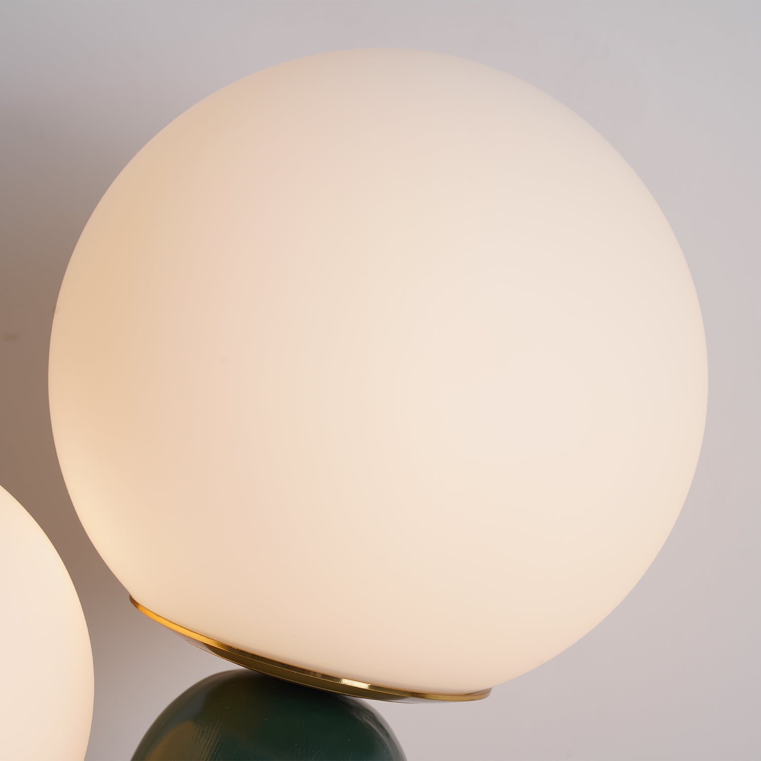 Oo Rough Cactus Twin-Globe Table Lamp